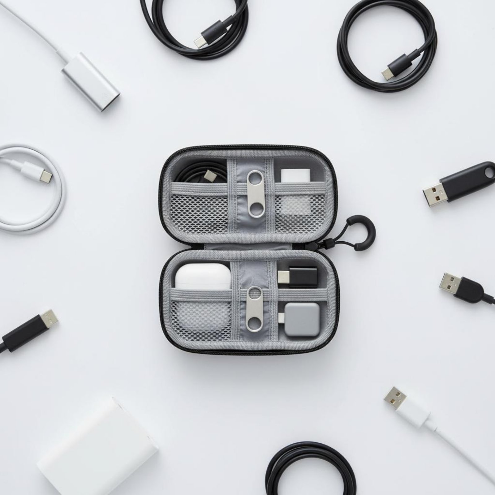 Étui organisateur de câbles à  - Electronics And Gadgets G avis et prix
